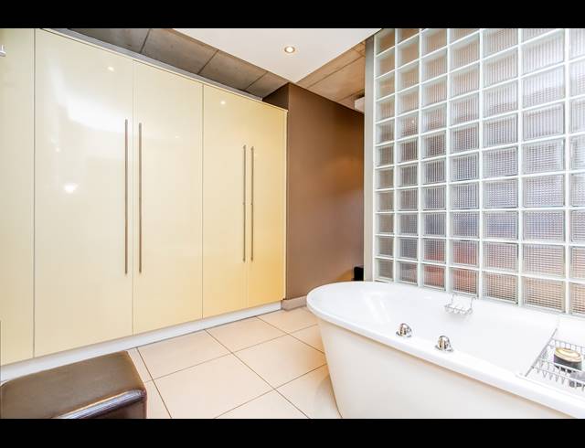 2 BEDROOM APARTMENT TO LET IN MELROSE ARCH